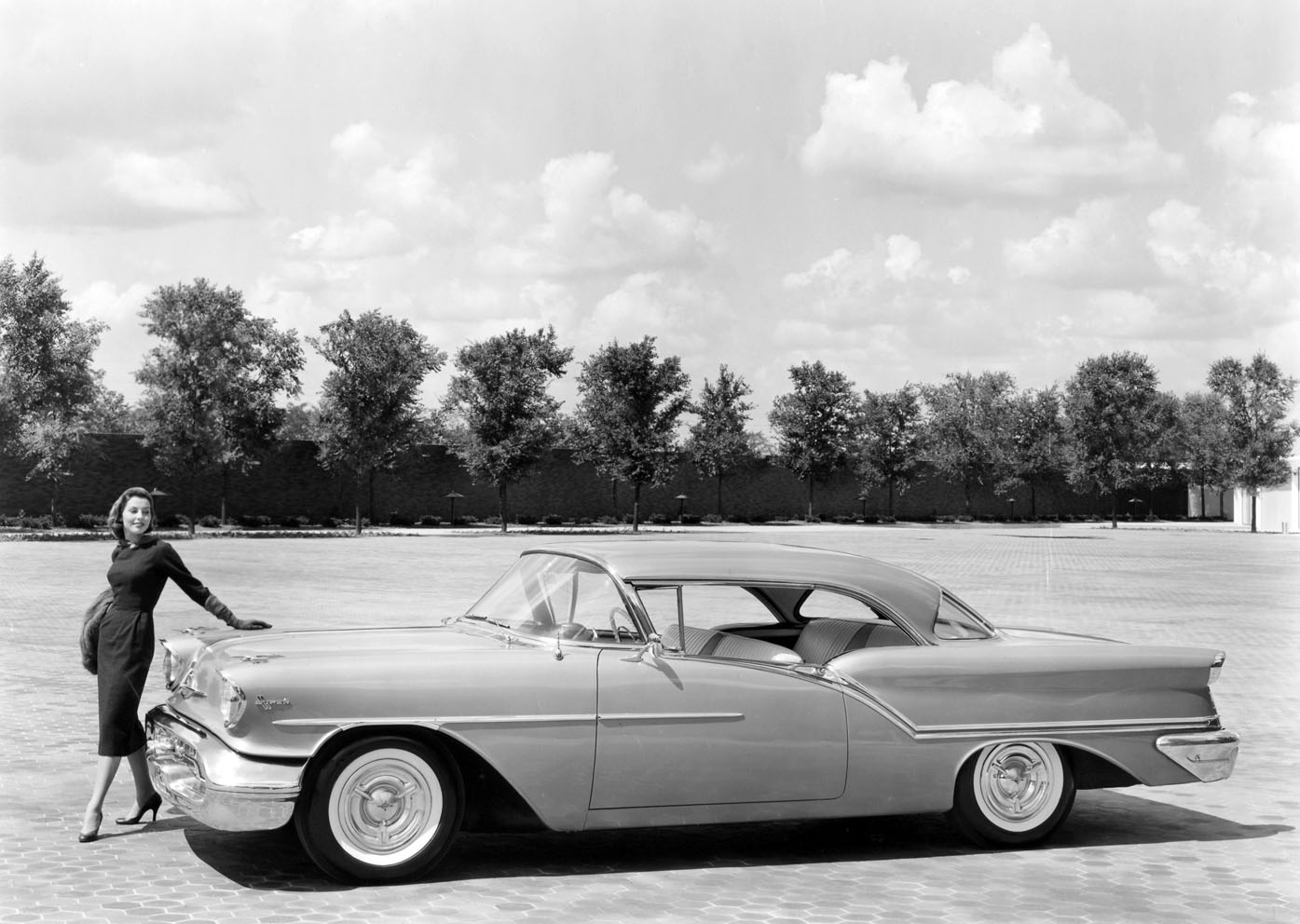 n_1957 Oldsmobile Press Release-01.jpg